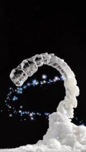 Spark Clear Aligners - Leczenie ortodontyczne nakładkami dorosłych 12/02/2025 nowoczesny aparat ortodontyczny